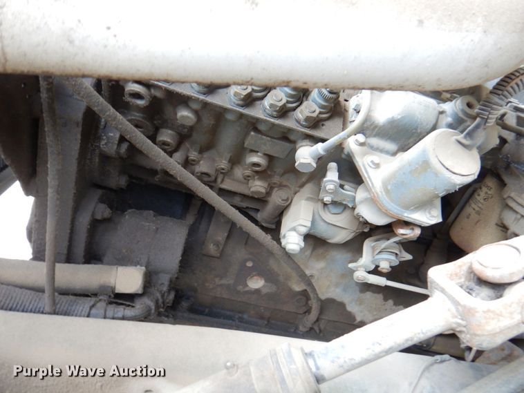 image for item DM6001 1993 Ford F700  dump truck