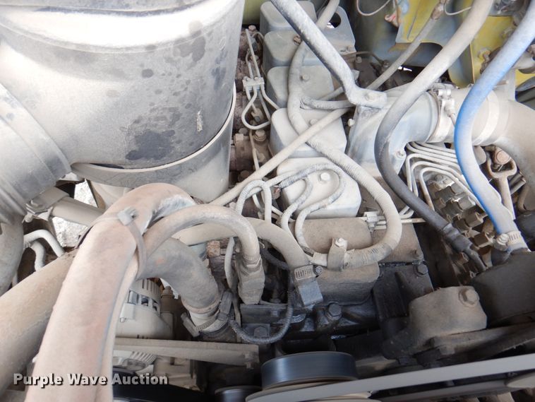 image for item DM6001 1993 Ford F700  dump truck