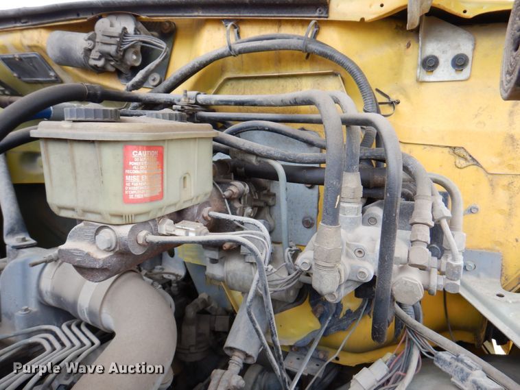 image for item DM6001 1993 Ford F700  dump truck