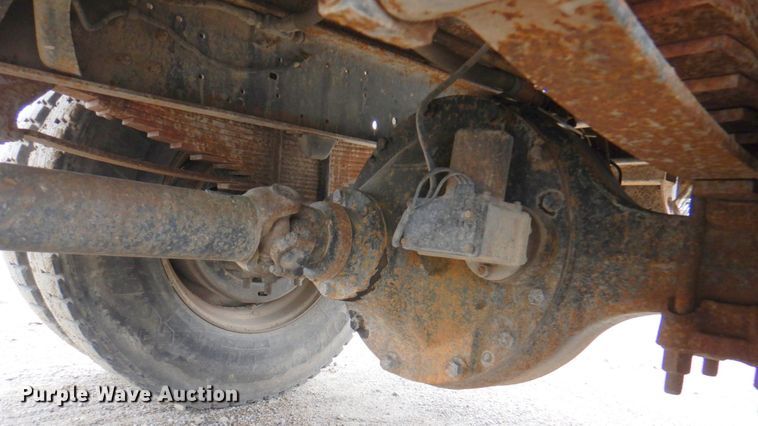 image for item DM6001 1993 Ford F700  dump truck