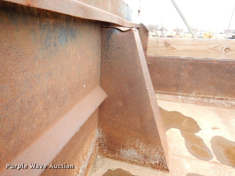 image for item DM6001 1993 Ford F700  dump truck