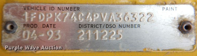 image for item DM6001 1993 Ford F700  dump truck