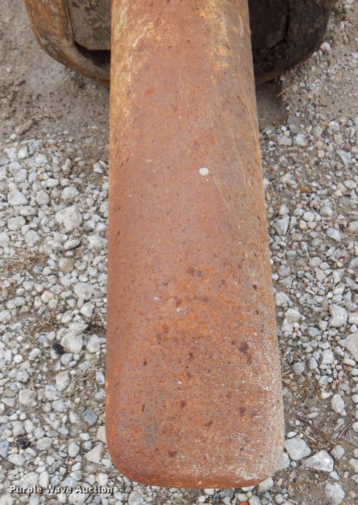 image for item DM6006 Tramac V-1200 breaker