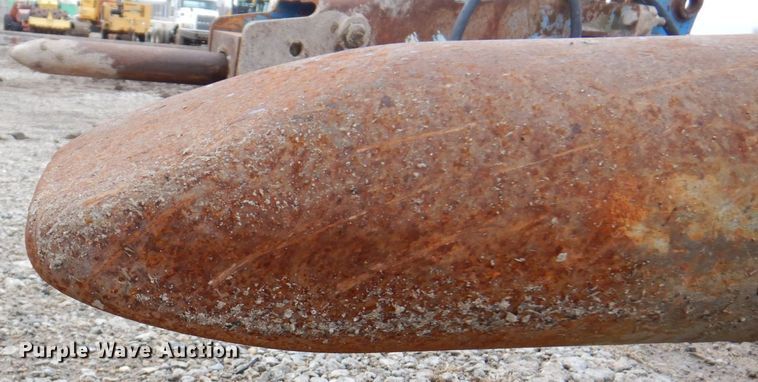 image for item DM6006 Tramac V-1200 breaker