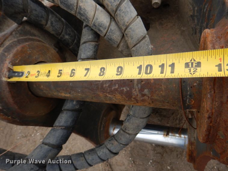 image for item DM6006 Tramac V-1200 breaker