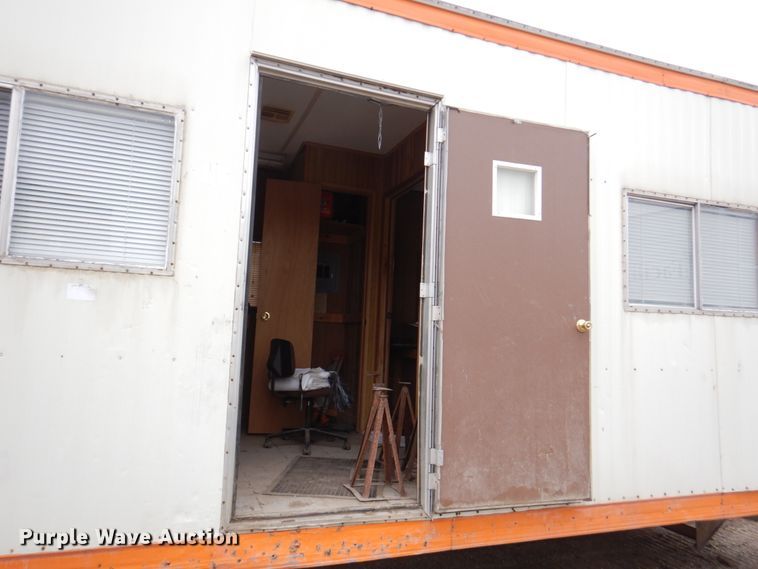 image for item DM6008 1977 Satellite 40X10  office trailer