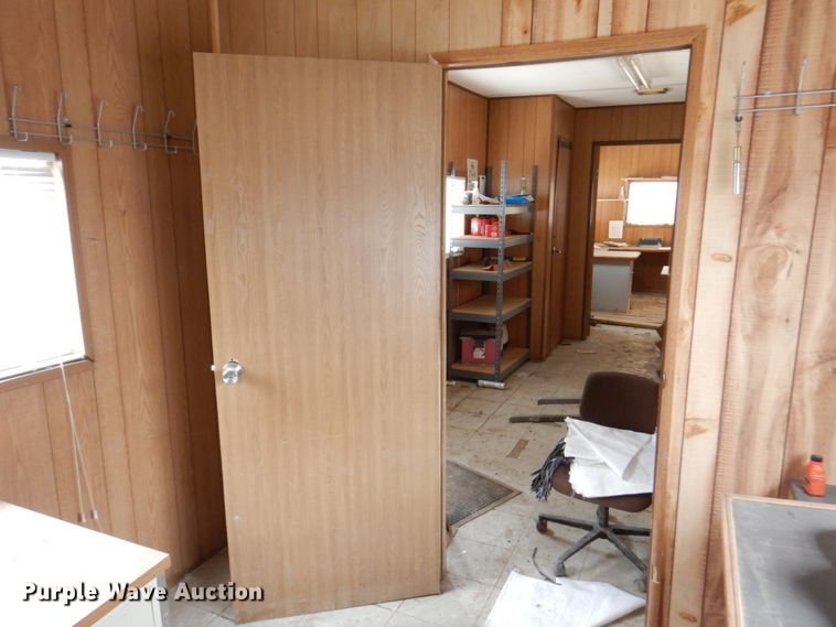 image for item DM6008 1977 Satellite 40X10  office trailer