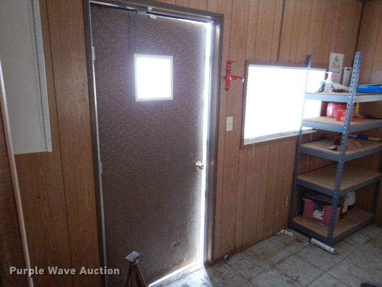 image for item DM6008 1977 Satellite 40X10  office trailer