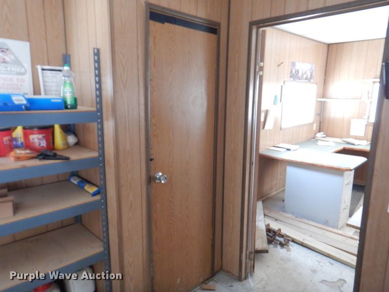 image for item DM6008 1977 Satellite 40X10  office trailer