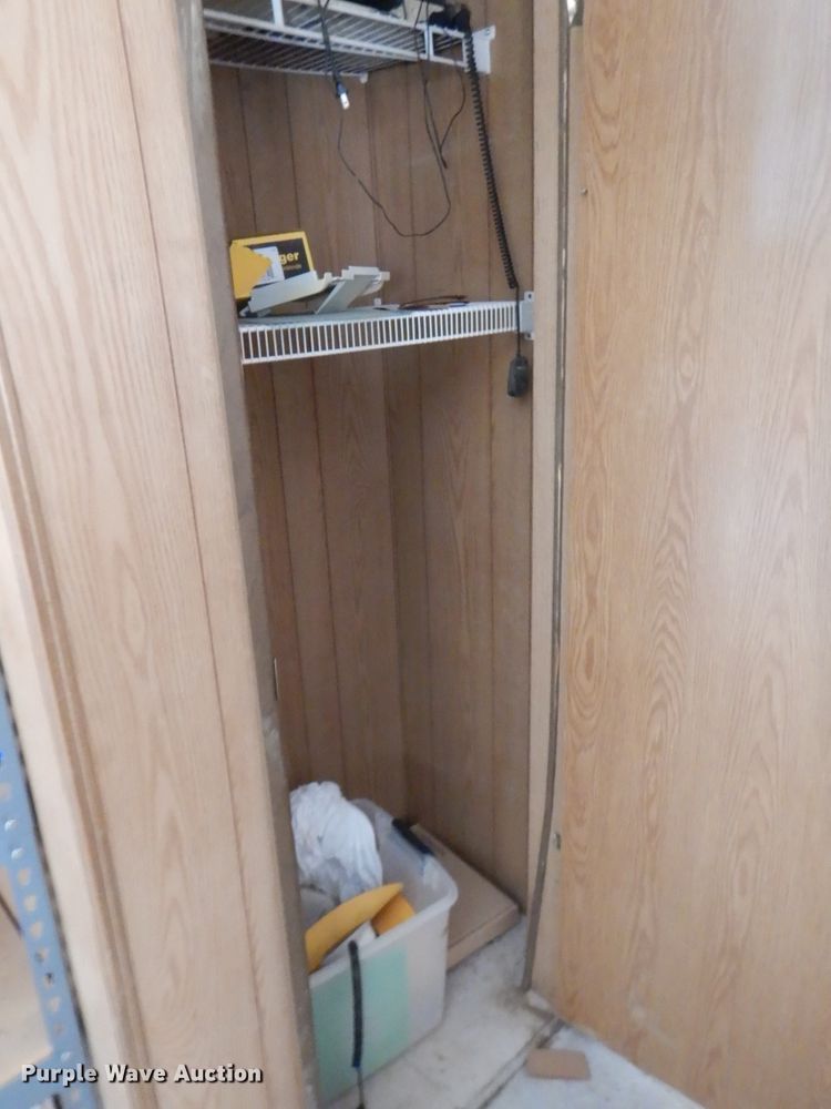 image for item DM6008 1977 Satellite 40X10  office trailer