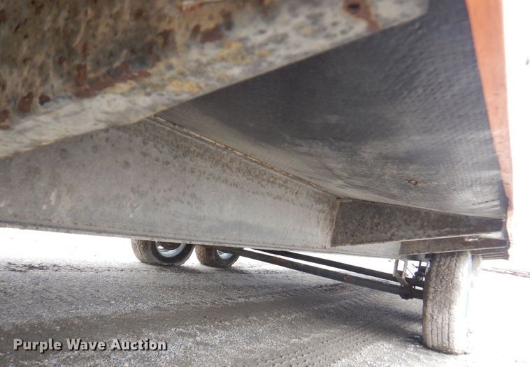 image for item DM6008 1977 Satellite 40X10  office trailer