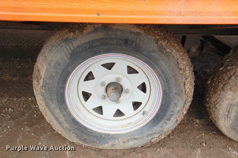 image for item DM6008 1977 Satellite 40X10  office trailer