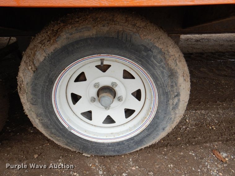 image for item DM6008 1977 Satellite 40X10  office trailer