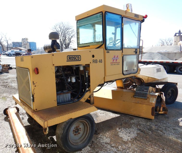 image for item DM6012 1998 Rosco RB48  broom