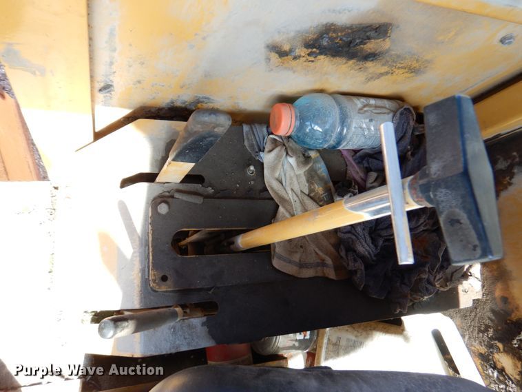 image for item DM6012 1998 Rosco RB48  broom