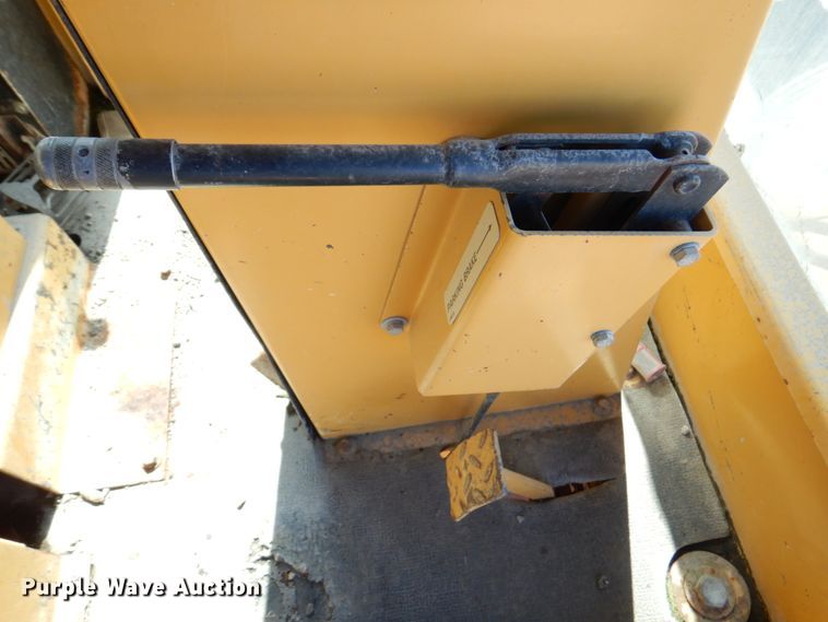 image for item DM6012 1998 Rosco RB48  broom