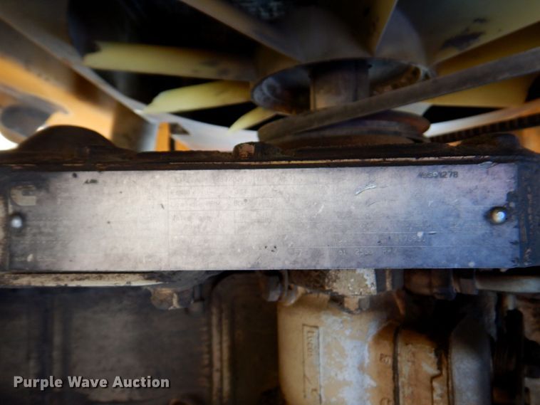 image for item DM6012 1998 Rosco RB48  broom