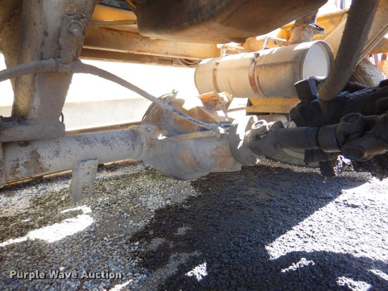 image for item DM6012 1998 Rosco RB48  broom