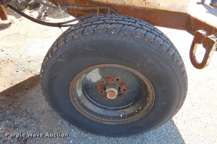 image for item DM6012 1998 Rosco RB48  broom