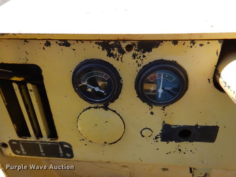 image for item DM6013 1995 Bomag BW11R  pneumatic roller