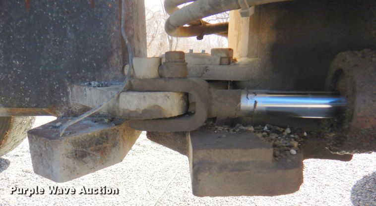 image for item DM6013 1995 Bomag BW11R  pneumatic roller