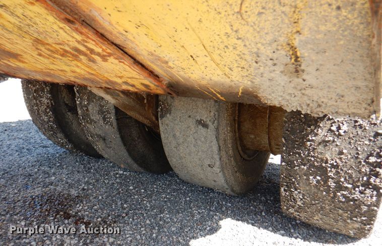 image for item DM6013 1995 Bomag BW11R  pneumatic roller