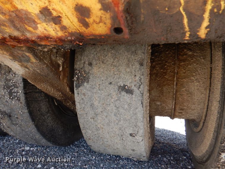 image for item DM6013 1995 Bomag BW11R  pneumatic roller