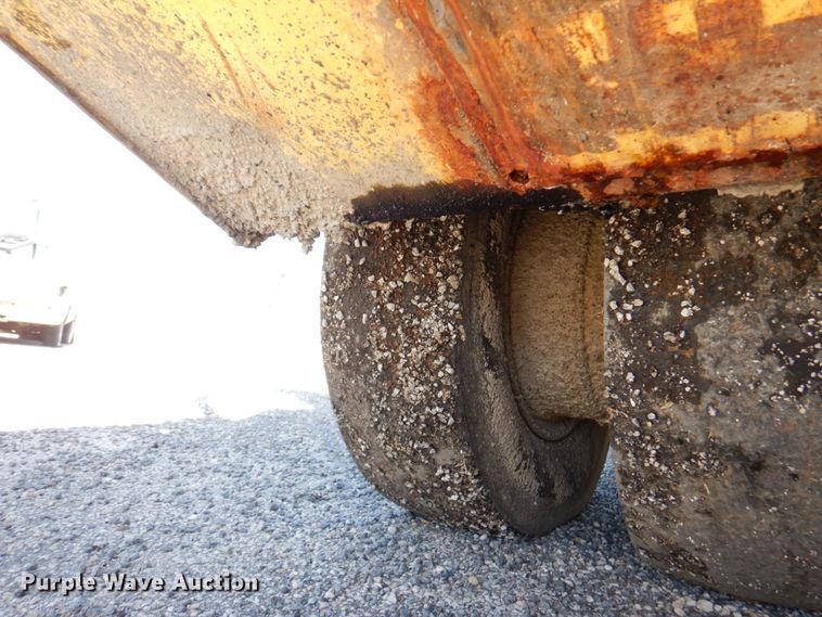 image for item DM6013 1995 Bomag BW11R  pneumatic roller