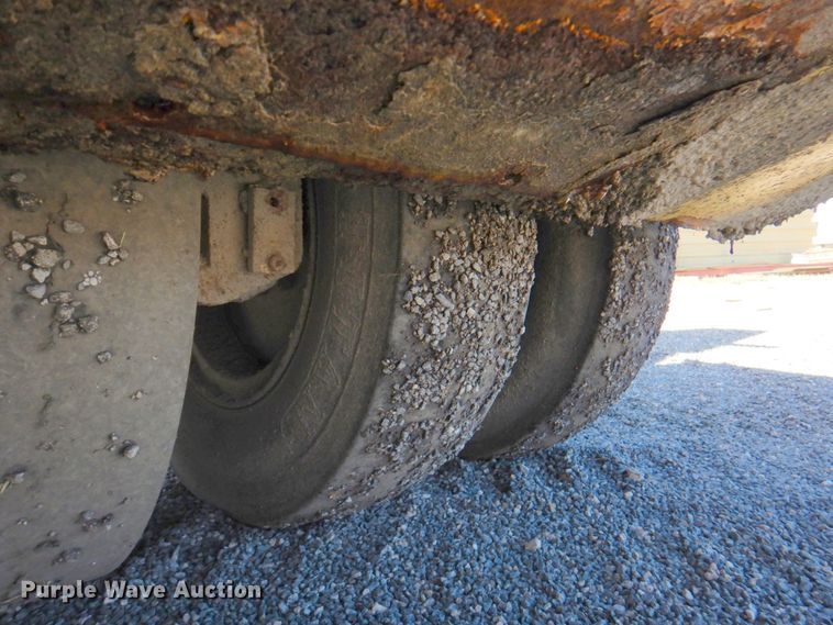 image for item DM6013 1995 Bomag BW11R  pneumatic roller