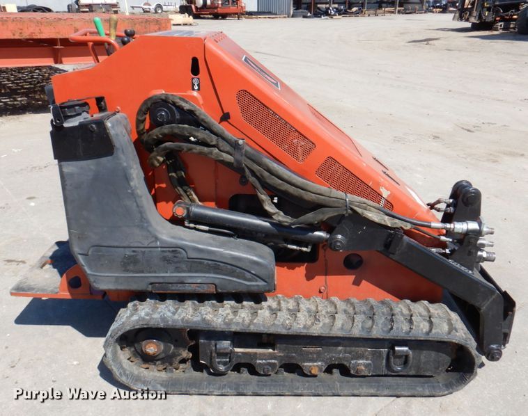 image for item DM6025 2006 Ditch Witch SK650  compact utility loader
