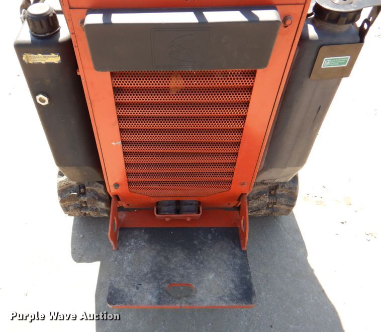 image for item DM6025 2006 Ditch Witch SK650  compact utility loader