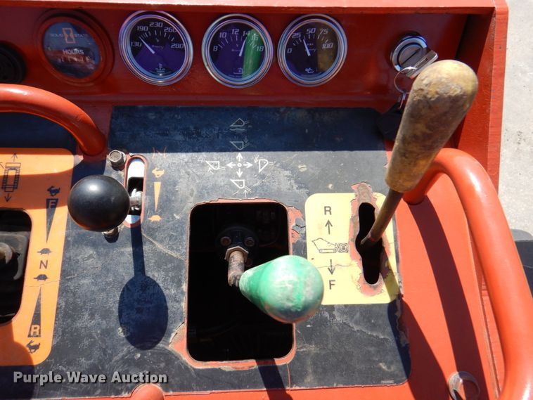 image for item DM6025 2006 Ditch Witch SK650  compact utility loader