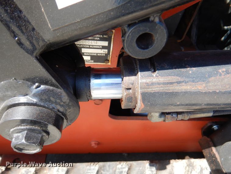 image for item DM6025 2006 Ditch Witch SK650  compact utility loader