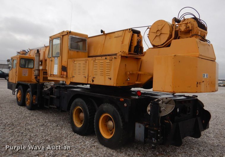 image for item DM7231 1974 Grove 8435G  crane