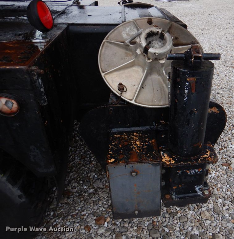 image for item DM7231 1974 Grove 8435G  crane