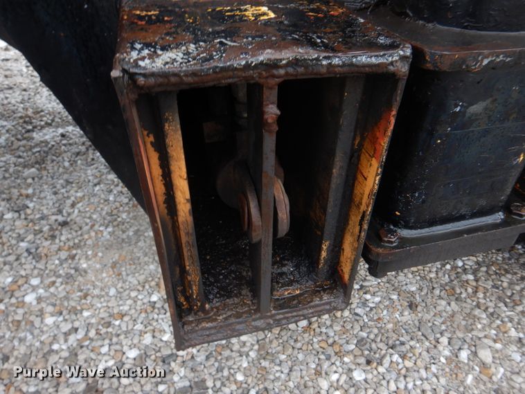 image for item DM7231 1974 Grove 8435G  crane