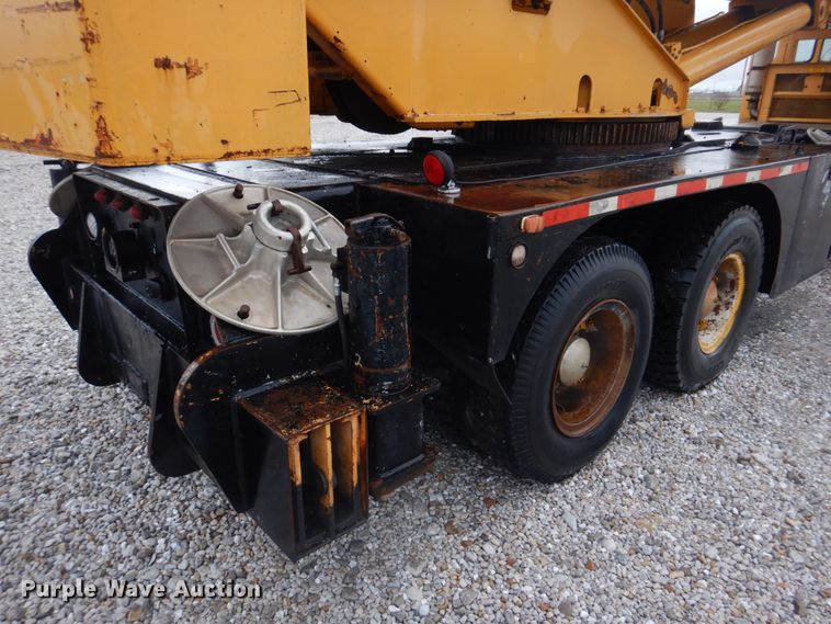 image for item DM7231 1974 Grove 8435G  crane
