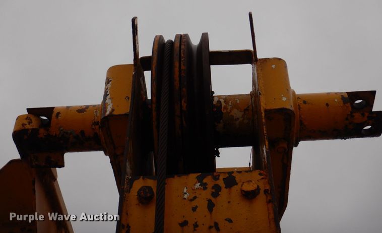 image for item DM7231 1974 Grove 8435G  crane