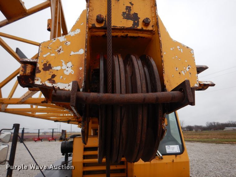 image for item DM7231 1974 Grove 8435G  crane
