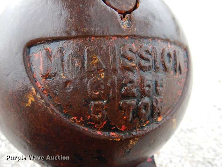 image for item DM7231 1974 Grove 8435G  crane