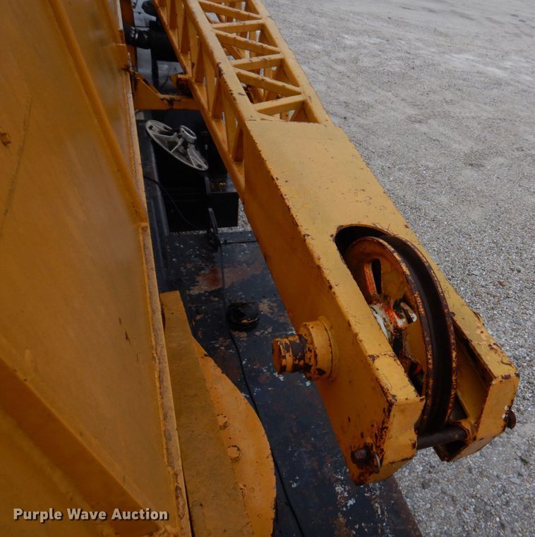 image for item DM7231 1974 Grove 8435G  crane