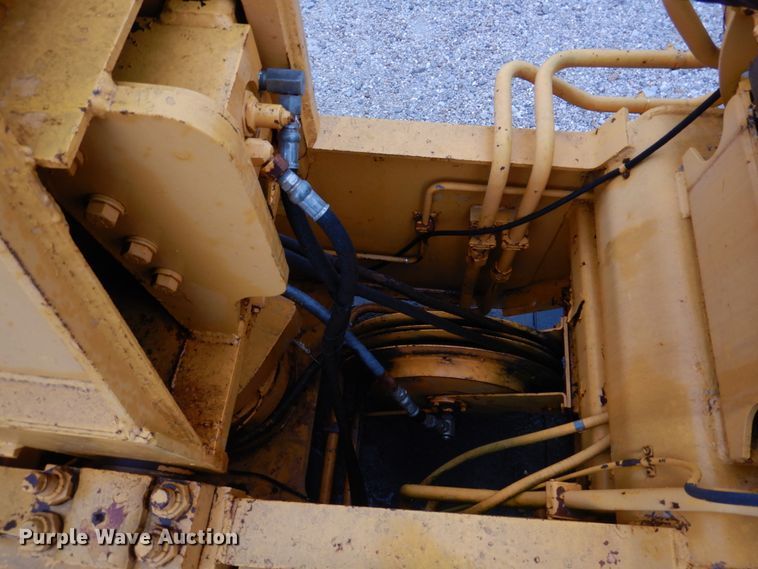 image for item DM7231 1974 Grove 8435G  crane