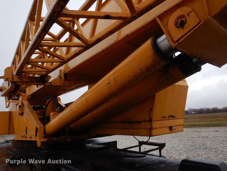 image for item DM7231 1974 Grove 8435G  crane