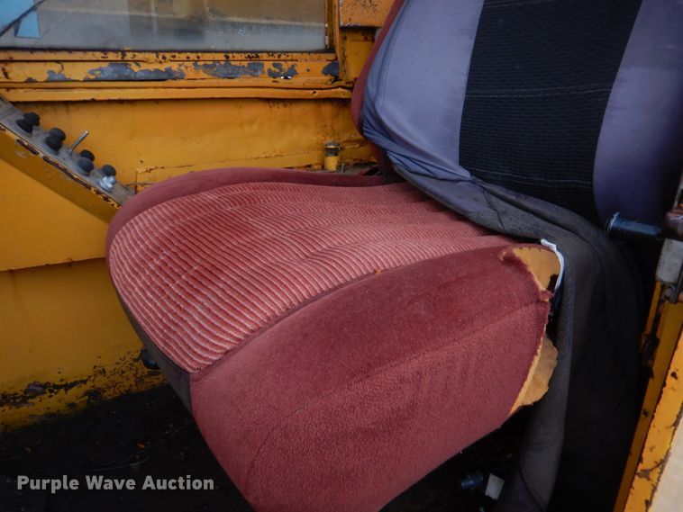 image for item DM7231 1974 Grove 8435G  crane