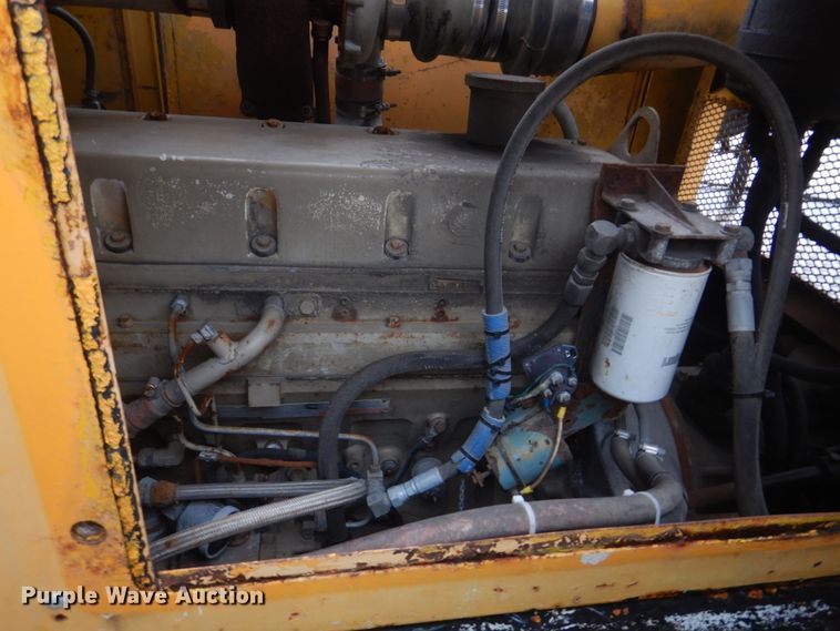 image for item DM7231 1974 Grove 8435G  crane