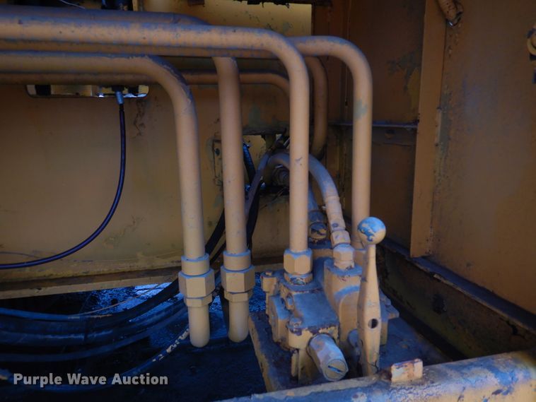 image for item DM7231 1974 Grove 8435G  crane