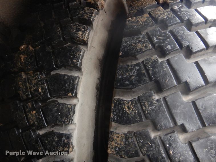 image for item DM7231 1974 Grove 8435G  crane