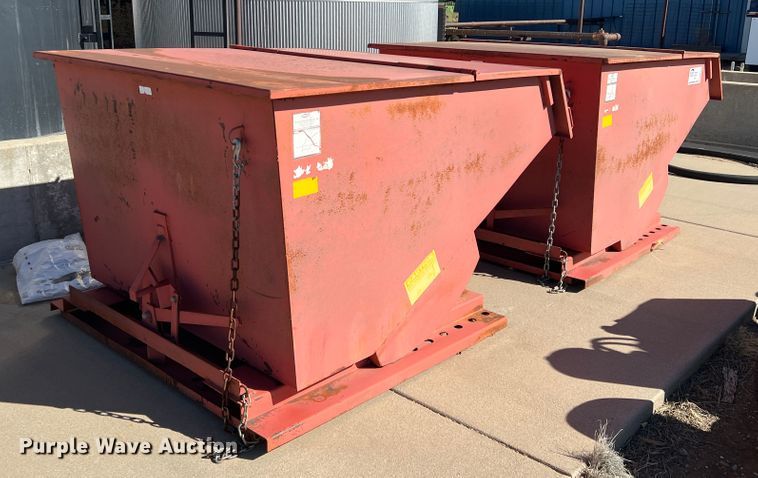 image for item DM8424 (2) Meco self-dumping hoppers
