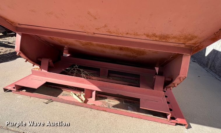 image for item DM8424 (2) Meco self-dumping hoppers