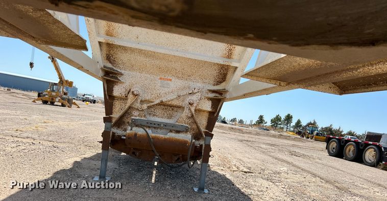 image for item DM8426 2012 CPS LBD40  bottom dump trailer